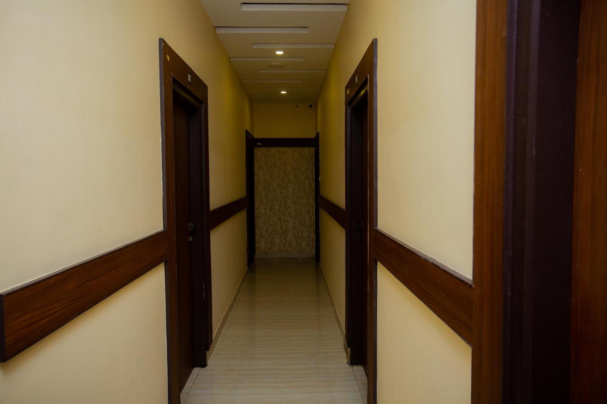 The Park Avenue Hotel - Business Class Hotel Near Central Railway Station Chennai Periyamet Εξωτερικό φωτογραφία