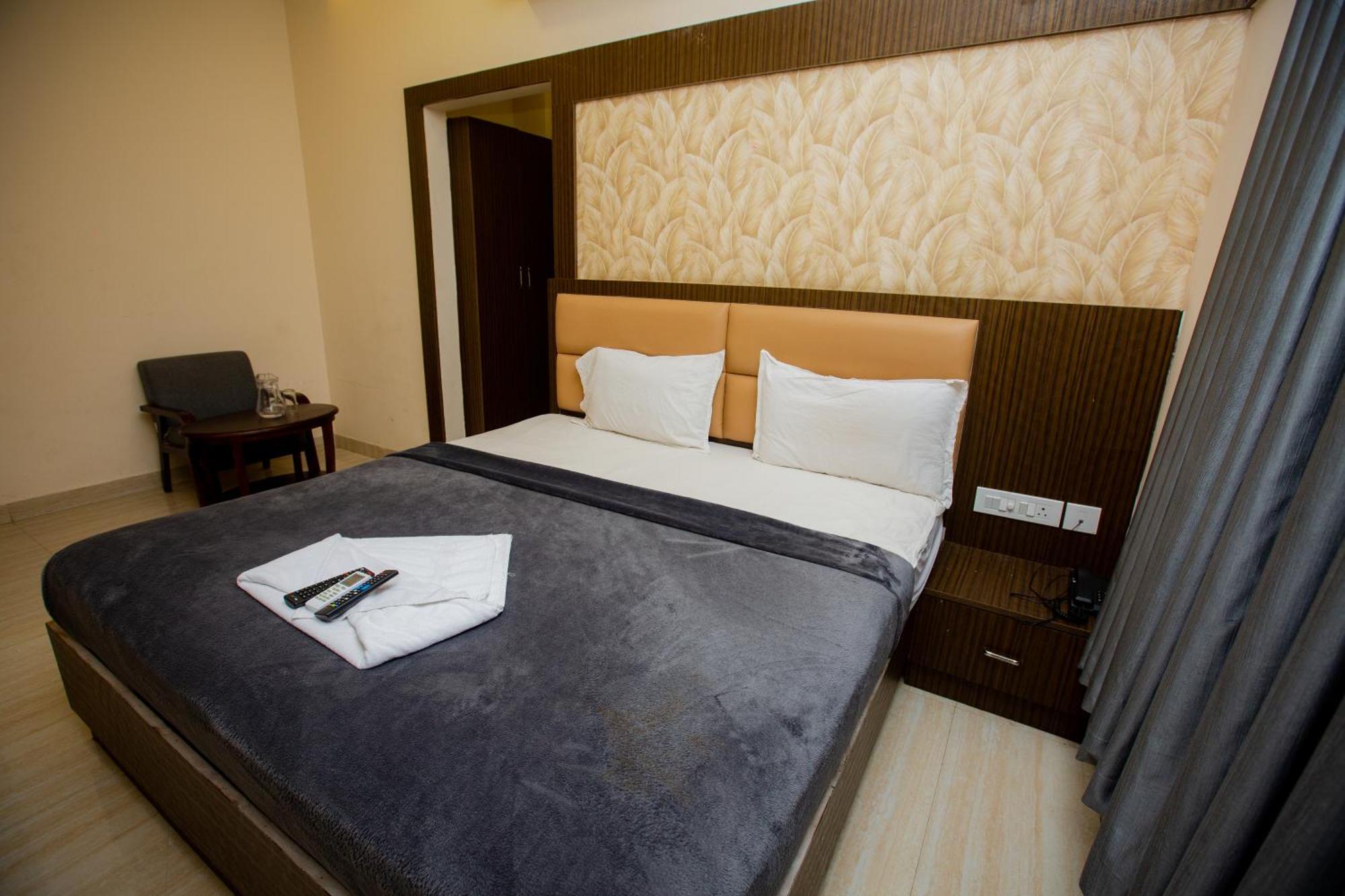 The Park Avenue Hotel - Business Class Hotel Near Central Railway Station Chennai Periyamet Εξωτερικό φωτογραφία