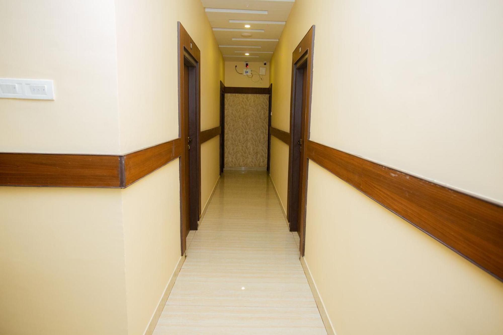 The Park Avenue Hotel - Business Class Hotel Near Central Railway Station Chennai Periyamet Εξωτερικό φωτογραφία
